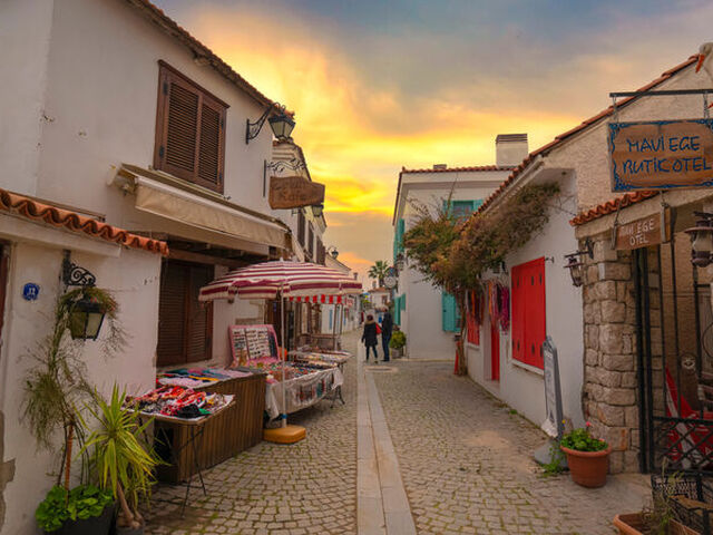 ALAÇATI OT FESTİVALİ TURU