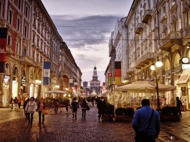 Yunanistan – İtalya – Vatikan İsviçre Turu